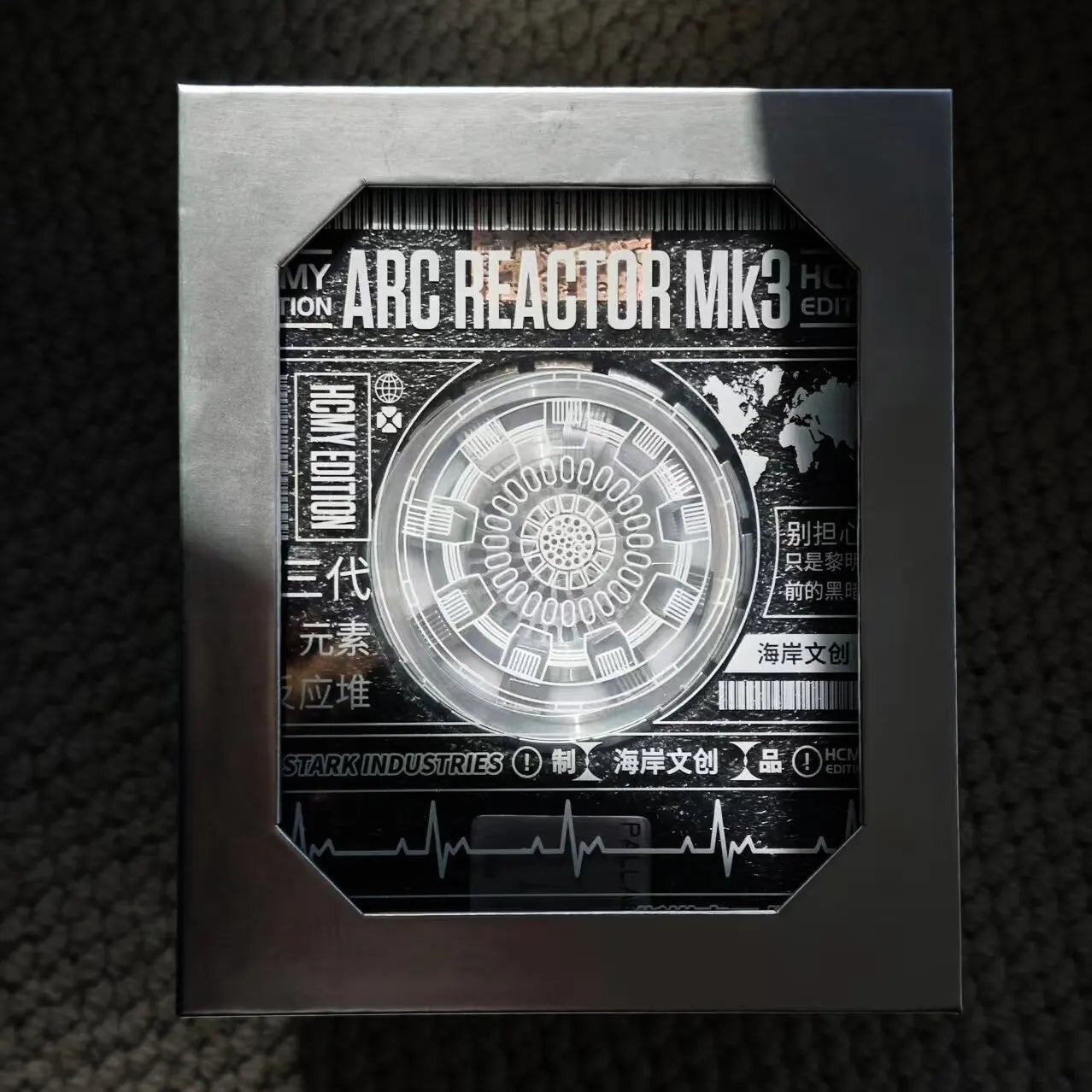 1:1 Toys Iron Man MARK1 Arc Reactor 3 Generations Tony Stark Heart of Mark5 Figure Led Light Model Palladium Element Chest Lamp