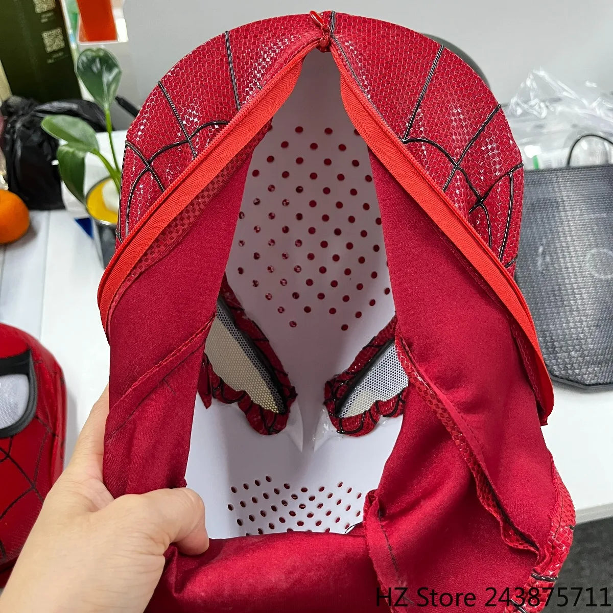 Spider-Man Mask 1:1  Wearable Replica